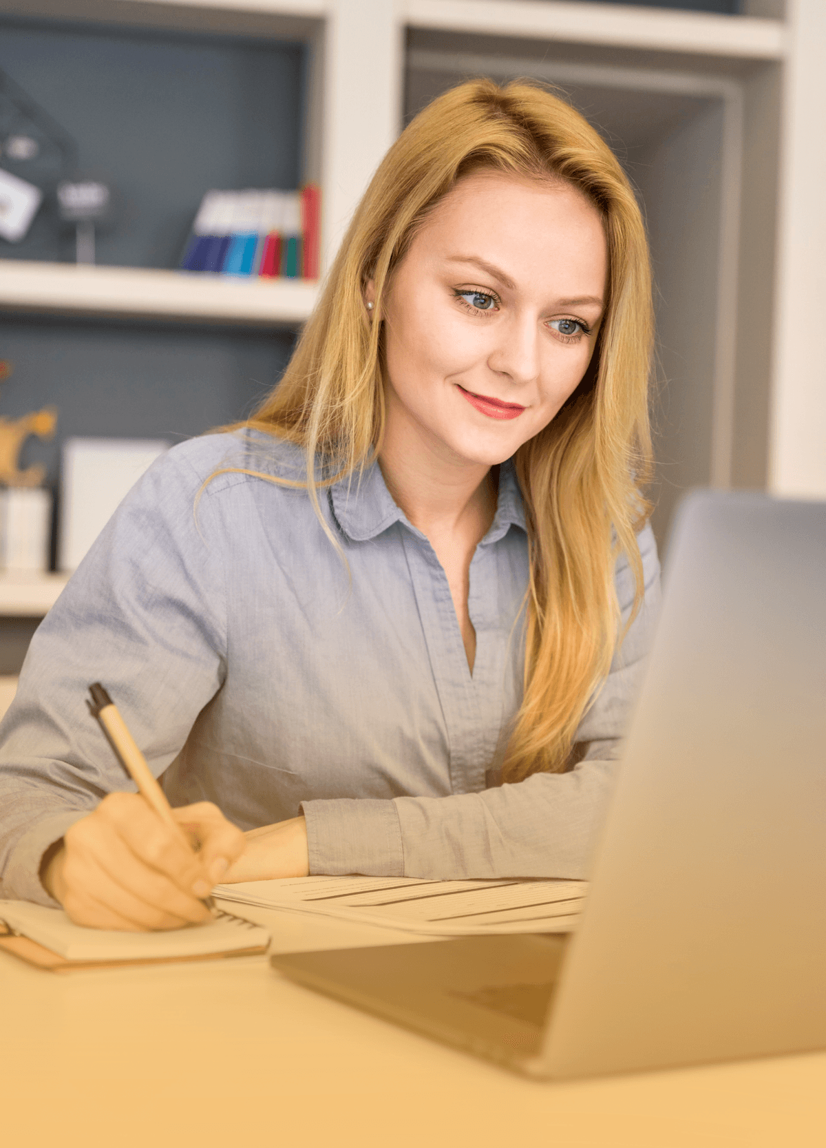 a-lady-working-on-laptop